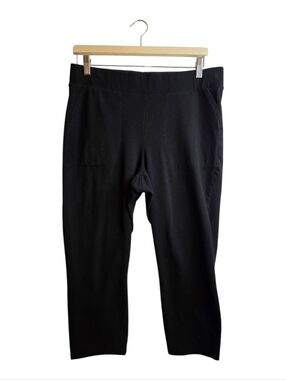 Torrid Plus Size Capri Length Pocket Leggings Size 2 Classic Black Pull-On Pants